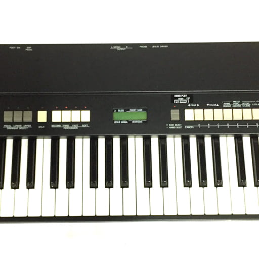 ハモンド XB-1 電子オルガン 通電確認のみ 現状品 ハードケース付き HAMMOND